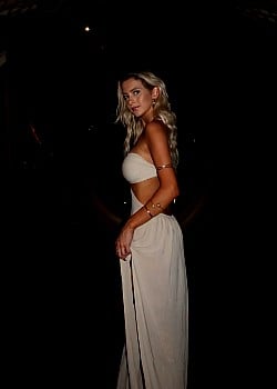 Lauren Peters image 2 of 4