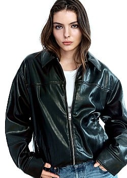 Lauryn Olesinski image 3 of 4