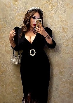 Lavinia Bazavan image 4 of 4