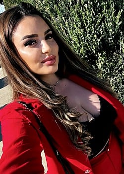 Lavinia Florina image 2 of 2