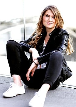 Lea Kalbhenn image 2 of 4