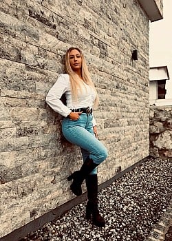 Lea Vogt image 1 of 1