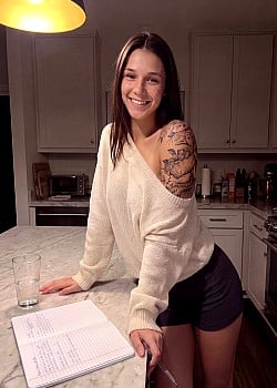 Leah Ann Carter image 2 of 4