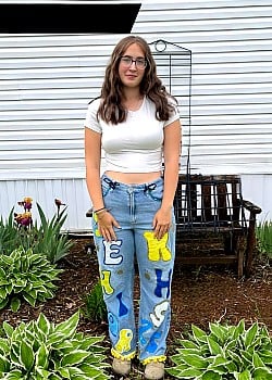 Leah Gordon image 4 of 4