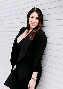 Leah Silva image 1 of 1