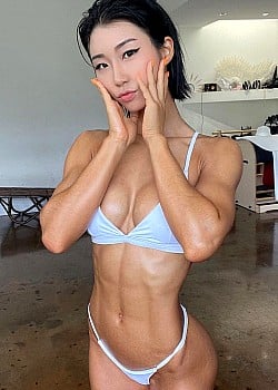 Lee Dami image 4 of 4