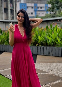 Leena Jumani image 1 of 3