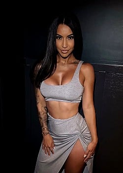 Leena Landeros image 3 of 4