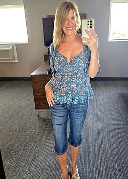 Leigh Daniels image 2 of 4