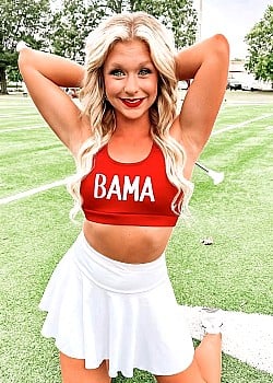 Leighanna Kelly image 2 of 3