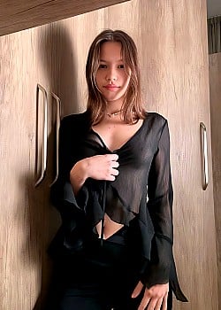 Leila Chambless image 2 of 3