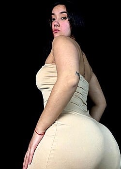 Leire Lopez image 1 of 4