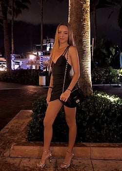 Lena Hilty image 3 of 3