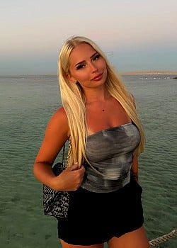 Lena Jerabkova image 2 of 3