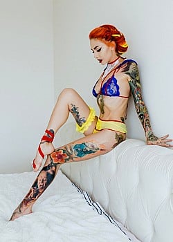 Lena Scissorhands image 2 of 4