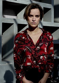 Leonie Landa image 3 of 4
