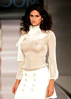 Leryn Franco image 2 of 4
