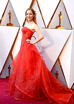 Leslie Mann image 3 of 4