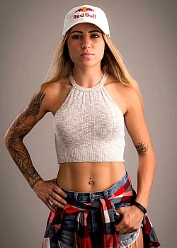 Leticia Bufoni image 4 of 4