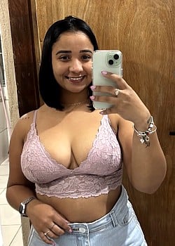 Leticia Gabrielle image 3 of 4