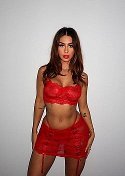 Lety Villalvazo image 1 of 4