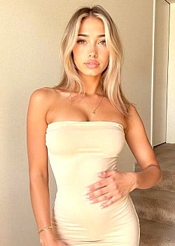 Lexi Morgan image 2 of 3