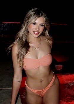 Lexi Muro image 4 of 4