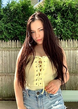 Lexi Pena image 2 of 3