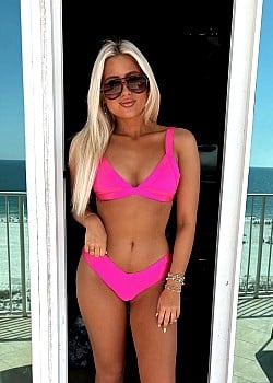 Lexie Deavers image 2 of 4