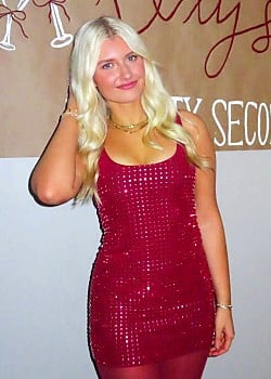 Lexy Hensley image 3 of 4
