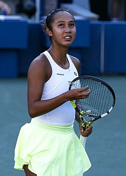 Leylah Fernandez image 4 of 4