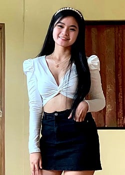 Lhuisa Mallari image 3 of 4