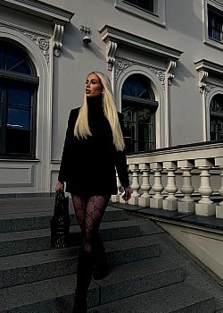 Lia Hoff image 1 of 1