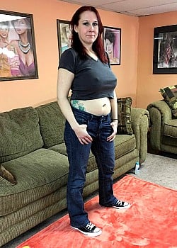 Lia Shayde image 3 of 3