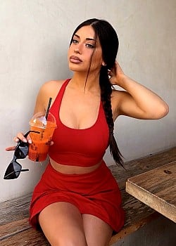 Liaza Feiropoulou image 3 of 3