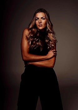 Liene Bondare image 1 of 2