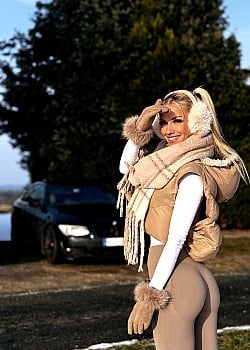 Liene Tienemann image 2 of 2