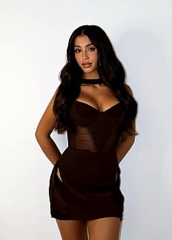 Lihi Mika image 3 of 4