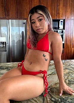Lil Yun image 2 of 2