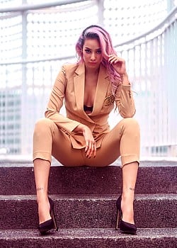 Lilly Nguyen image 4 of 4