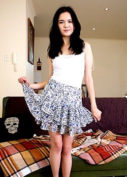 Lily Rei image 3 of 4