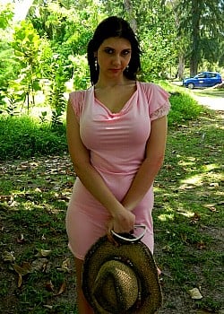 Lina Neznakomka image 3 of 4