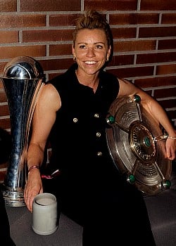 Linda Dallmann image 3 of 4