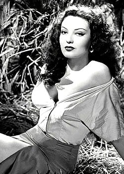 Linda Darnell image 1 of 4
