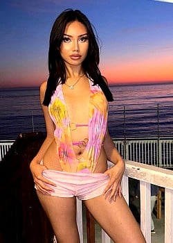 Linda Nguyen image 1 of 2
