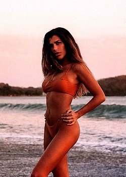 Lis Moreno image 2 of 4