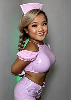 Little Hana image 2 of 4