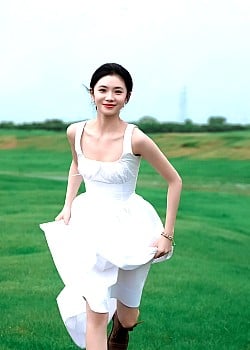 Liu Haocun image 2 of 4
