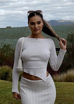 Liv Atherton image 2 of 4