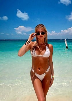 Liv Lacorte image 3 of 3
